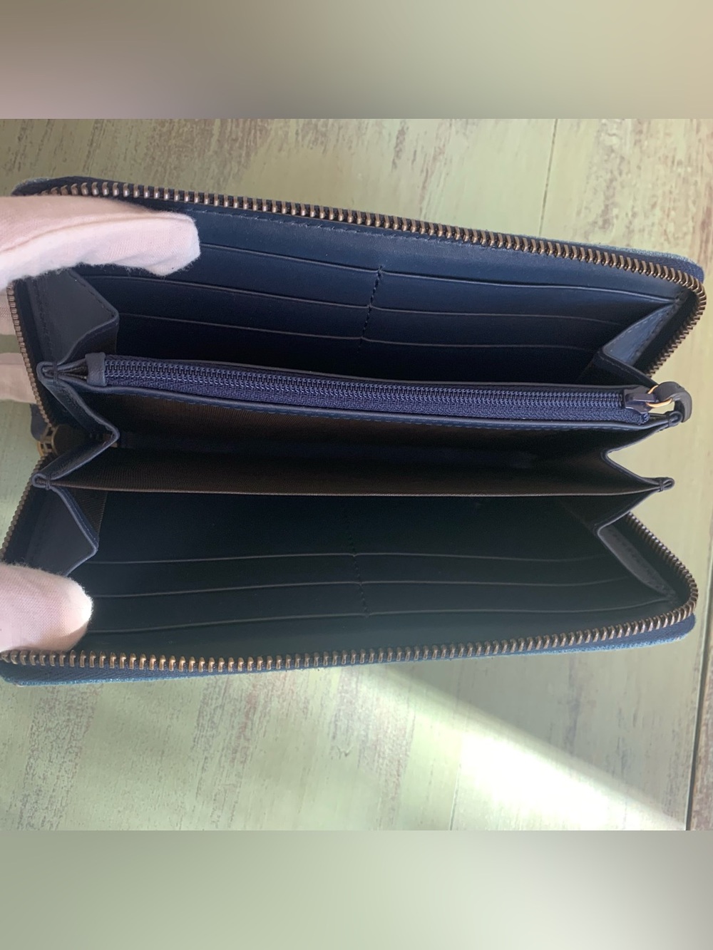 NWOT Gucci GG Marmont Denim Pearl Zippy Wallet - Picture 5 of 12